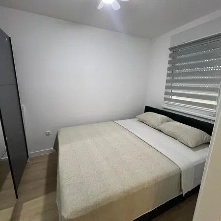 Lux Iva Apartamento Doboj